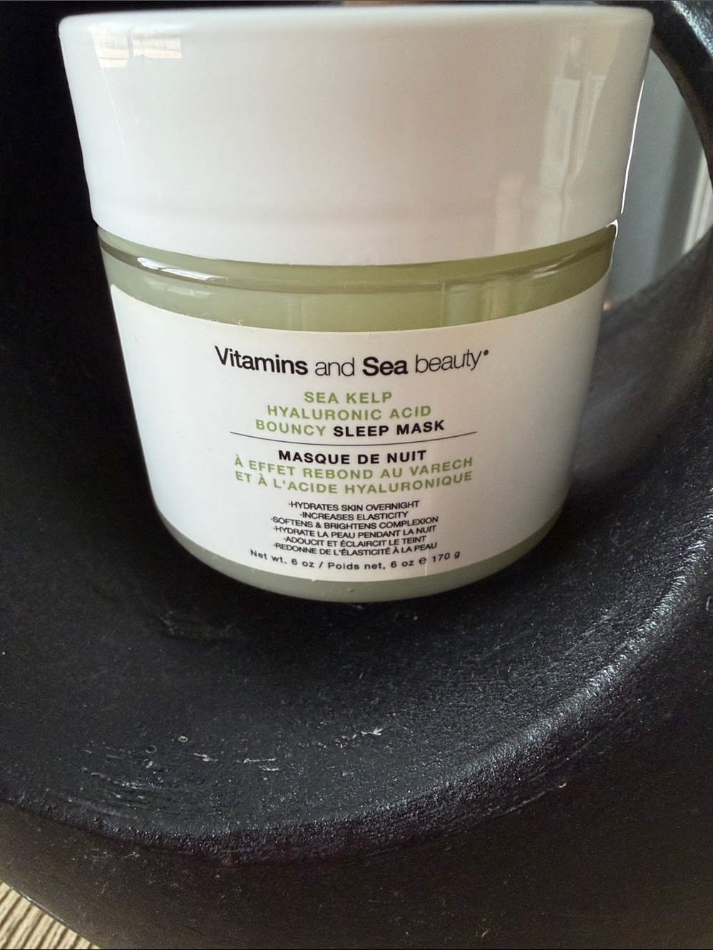 Vitamins and Sea Beauty Sea Kelp Hyaluronic Acid Bouncy Sleep Mask - White/Green